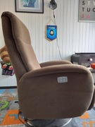 Elektryczny fotel obrotowy z funkcja relaksu, model AROSA