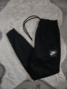 Spodnie dresowe Nike Air Max Rozmiar S Czarne Dres Dresy Nike tech fleece