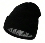 Czapka z satynową podszewką 