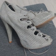 Piękne ozdobne sandały Office 39