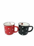 Zestaw 2 kubków z motywem biedronki.