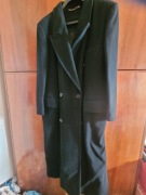 Czarny elegancki wełniany płaszcz marki Próchnik rozm 22