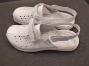 Klapki skórzane obuwie medyczne r. 43 ELDAN