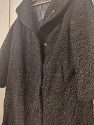 Naturalne futro karakuły czarne