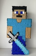 Piniata Steve z mieczem – inspirowana Minecraft