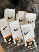 Zestaw 6 par białych długich skarpet Nike – rozmiar 41–45 