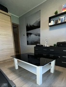 Ława drewniana ze szklanym blatem