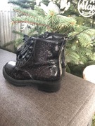 Botki NEXT czarne lakierowane ocieplane 26