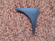 KĄTNIK LEWYCH PRZEDNICH DRZWI (FORD FUSION)