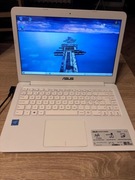 Asus E402S - N3060 - 2GB RAM - 32GB eMMC - Win10 - 14" ultrabook