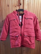 Ocieplana kurtka zimowa w rozmiarze 128