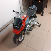 Motor BMW F850 GS na akumulator z oświetleniem i muzyką dla dziecka