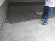 Grunt primer poliuretanowy posadzki bezbarwny dwuskladnikowy hydroizolacja