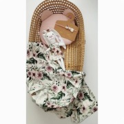 Otulacz babusowy wzór In Garden kwiaty 100x70cm 