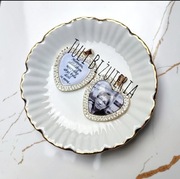 Medalion zawieszka do bukietu ślubnego ze zdjęciem tekstem marynarki ślub