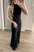 Czarna sukienka satynowa maxi odkryte plecy XS