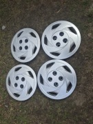 Nowe kołpaki przykręcane z epoki 13 fso