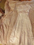 Suknia do komunii świętej wraz z wiankiem torebką i bolerkiem 