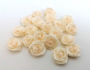 Różyczki róże satynowe ecru beż 20 sztuk zestaw 1,5 cm
