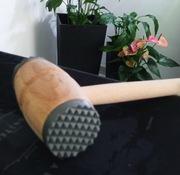 Tłuczek do mięsa ubijak młotek kuchenny drewniany