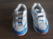 Buciki sportowe rozm. 26 chłopiec