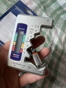 Tester napięcia akumulatorków i baterii różnego rodzaju