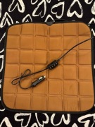 podgrzewana mata na fotel samochodowy 12V. 