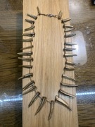 naszyjnik z masy perlowej "agresywny" piękna muszelka mieniąca sie kolorami