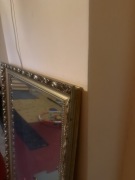 Lustro w złotej ramie Rozmiar 135x95