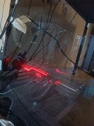 Komputer do gier z akcesoriami 