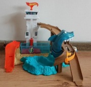 Hot Wheels Tor z rekinem 