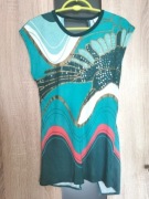 Turkusowa bluzka na krótki rękaw we wzorki rozmiar S