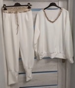 Sprzedam dresik. Nowy. Masełko ecry