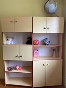 Regał do pokoju dziecięcego 
