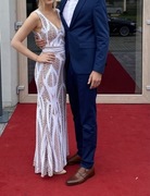 Suknia o kroju rybki 36