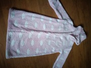 Szlafrok dziecięcy różowy w chmurki z kapturem r. 122/128 milutki