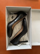 Buty czółenka  Wojas rozmiar 38