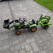 Traktor John Deere na pedały z przyczepą i łyżką przód ty