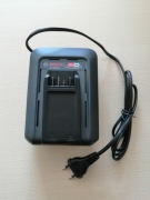 Szybka Ładowarka do akumulatorów BOSCH 18V-44 PBA Power for All 18V 