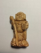 Figurka przedstawia rycerza z siekierą,Boga wojny,lub generała,mat.-masa 