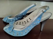 Letnie buty szpilki ze skóry Baldowski rozmiar 35 niebieska perła + srebro