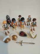 7 figurek wojowników 