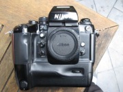 APARAT  NIKON F4S - ŁADNY STAN