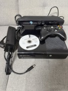 Xbox 360 Slim E pad kinect dysk 250 gra dance central 2