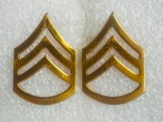 Odznaka sierżanta sztabowego armii USA.