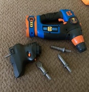 Zestaw narzędzi wkrętarka Bosh i wiertarka bob budowniczy Smoby