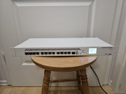 Router Mikrotik CCR-1016-12G