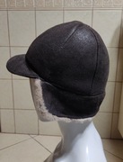 Skórzana czapka z daszkiem naturalna skóra owcza