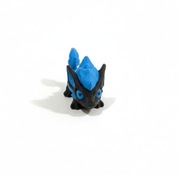 Czarno-niebieski mały smoczek (w przyszłości w kolekcji)