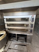 Piec elektryczny piekarniczo-cukierniczy i do pizzy